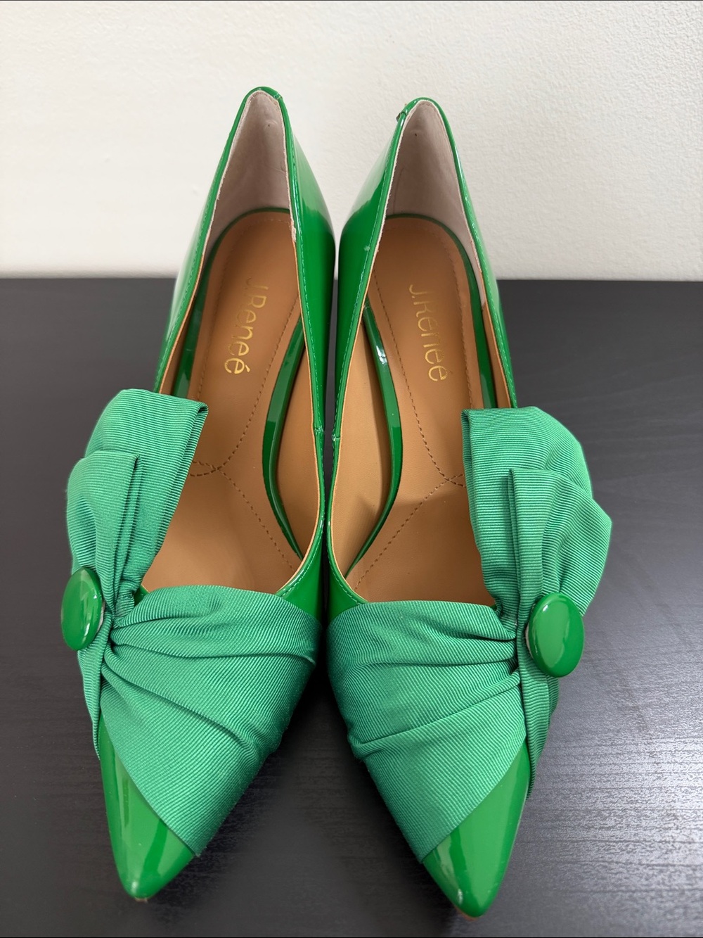 J.Renee Green Patent Pointed-Toe Pumps with Bow. Size 8